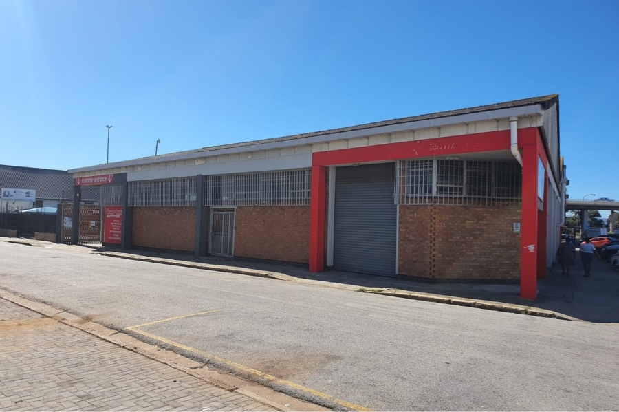 To Let commercial Property for Rent in North End Eastern Cape